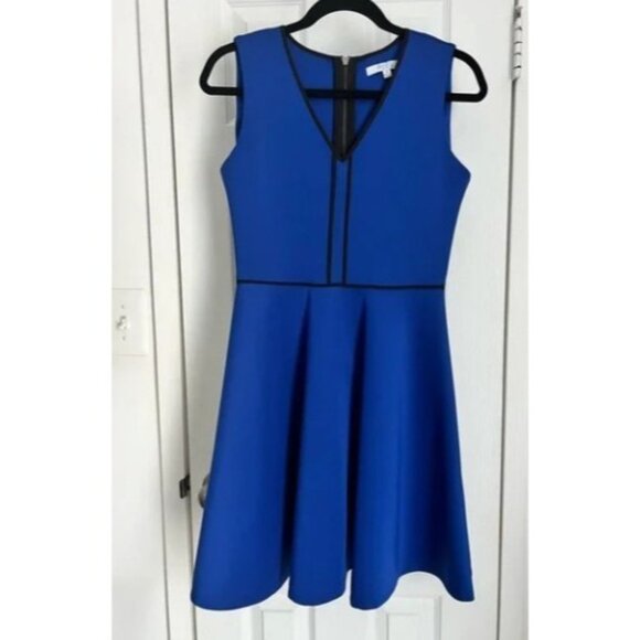 Reed Women’s Blue Fit & Flare Dress Size L Scuba Fabric Sleeveless V-Neck Black - Picture 2 of 6